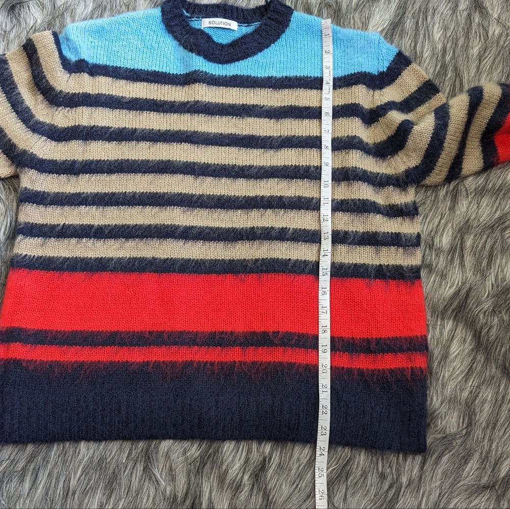 Solution striped fuzzy sweater - Picture 6 of 7